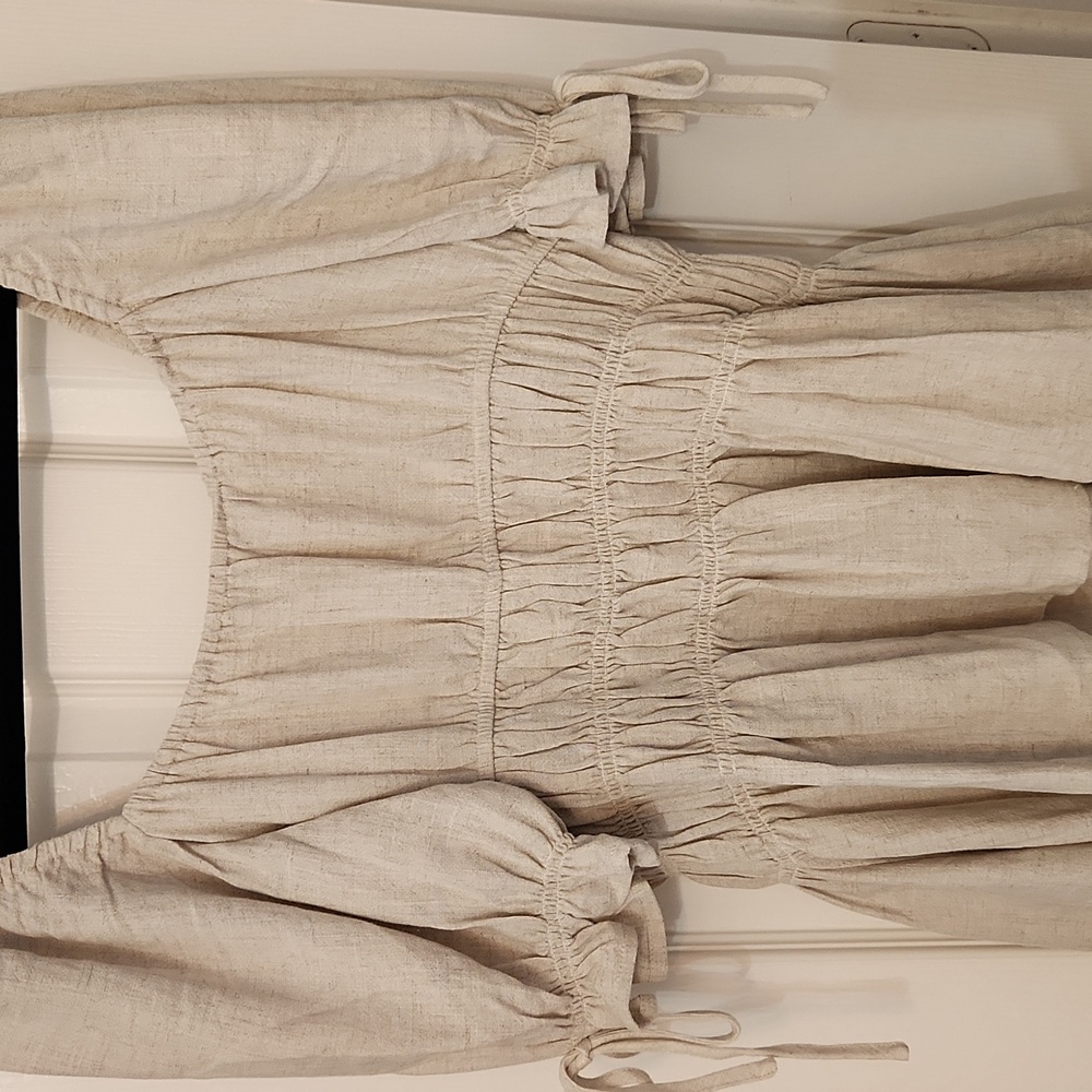 Reagan Linen puff sleeve peplum blouse - Picture 9 of 11